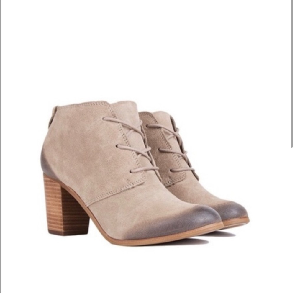 Toms lunata lace up bootie desert taupe 7.5 (worn twice)